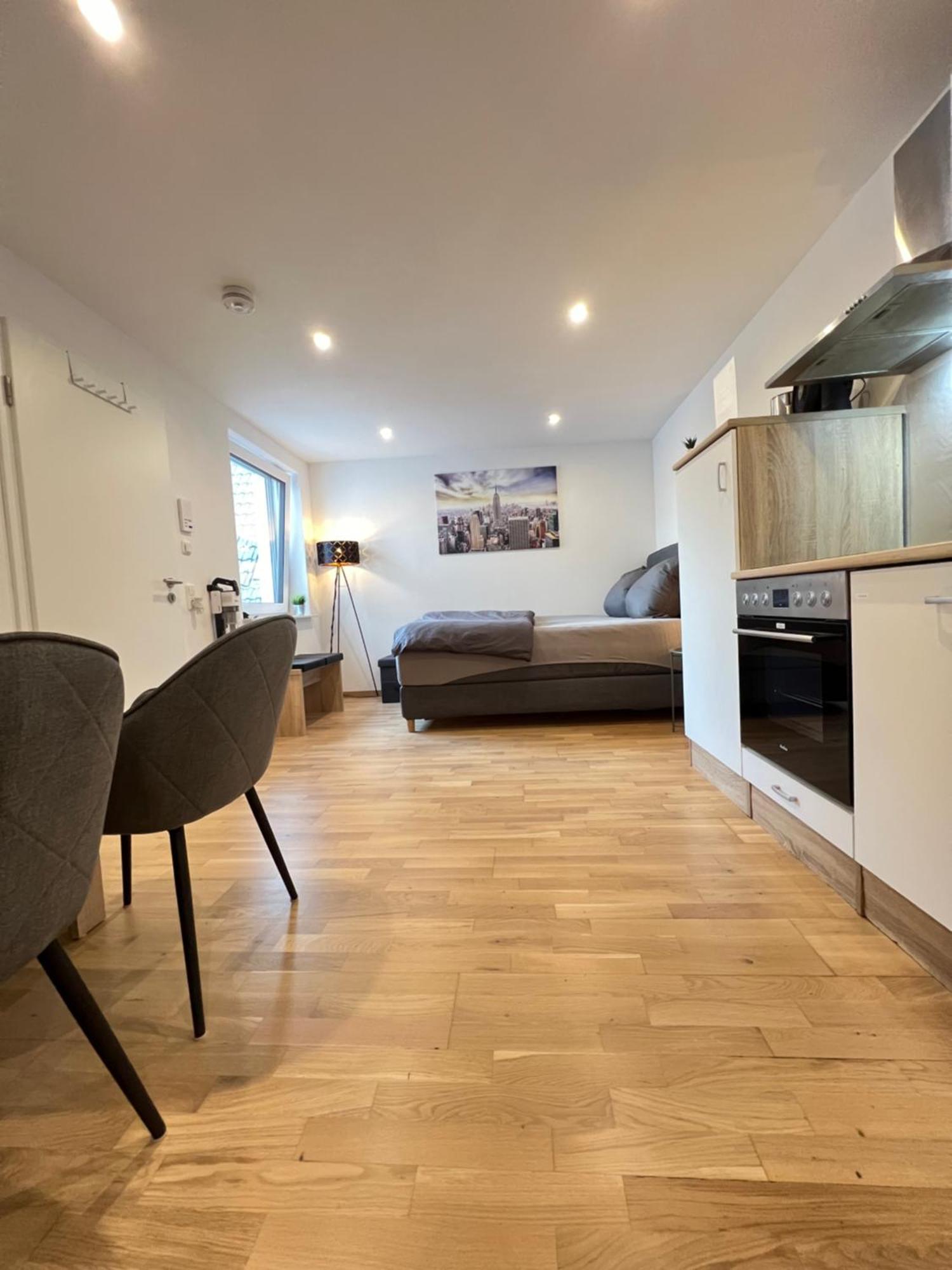 Kleines Juwel Mit Super Komfort - Fussbodenheizung, Regendusche, Waschmaschine Appartement Karlsruhe